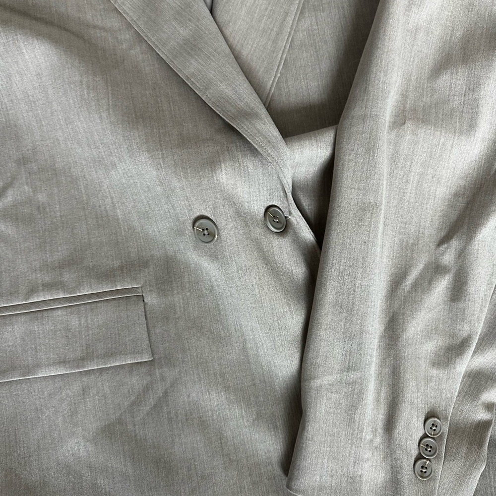 The Drop by Amazon Women's Beige Double-Breasted Blazer - Picture 6 of 11